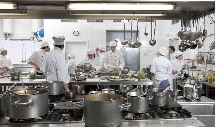 The Level 3 Food Hygiene and Safety Supervisors course is aimed towards business owners, supervisors, and managers as it focuses on the management side of food hygiene and safety.