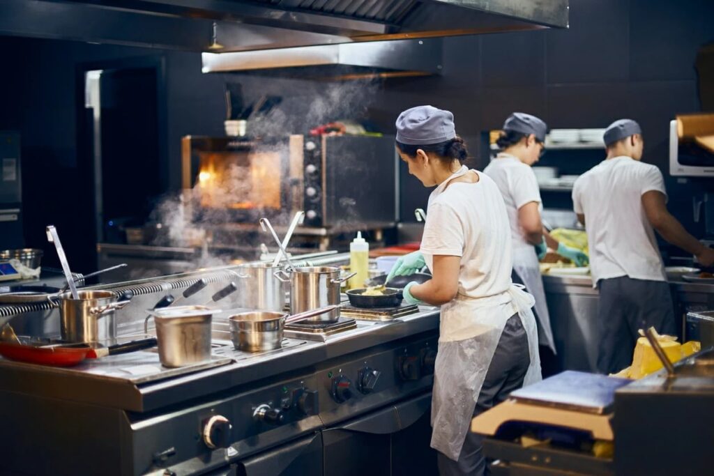 The Level Two Food Hygiene and Safety (Catering) course is for those looking to take the next step in their education of food hygiene and is for those who work in the food industry and frequently handle food.